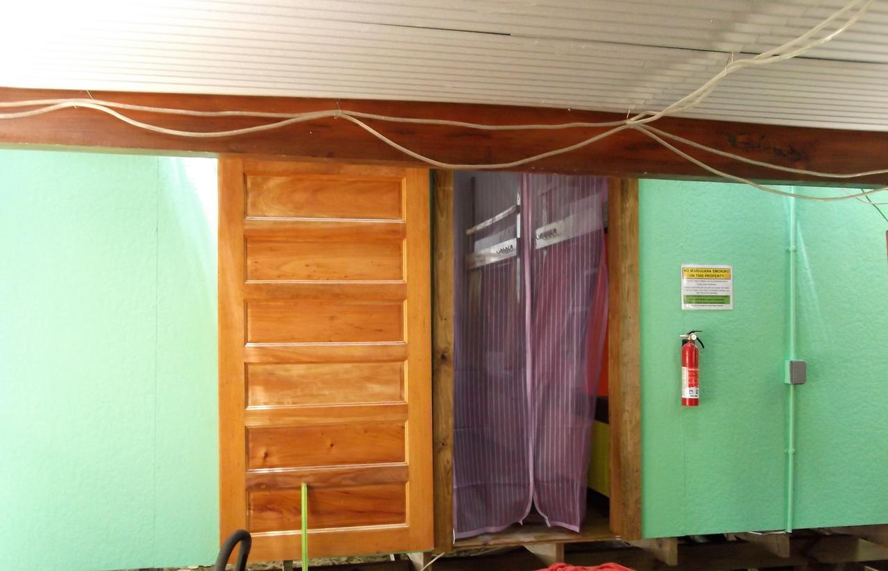 The Funky Dodo Backpackers Hostel Hopkins Luaran gambar